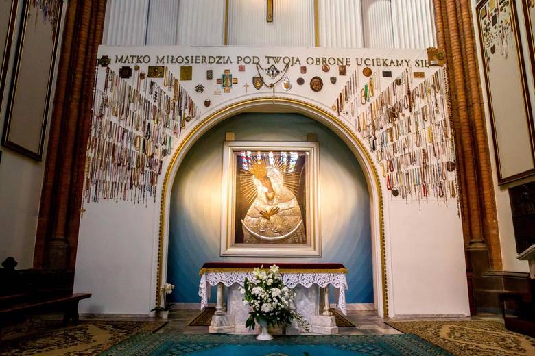 Obraz Matki Bożej Miłosierdzia w katedrze białostockiej